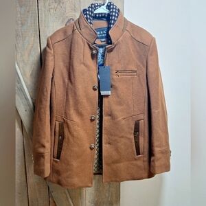 An Aierma men's jacket in a size large. It's new with tags with a small spot.